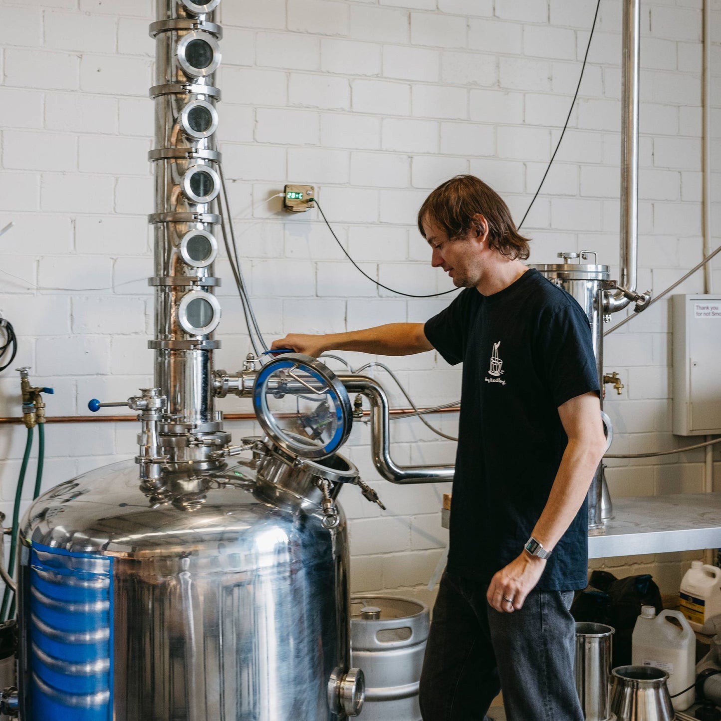 Distillery Tour & Gin Tasting Experience – Hang 10 Distillery, Northern Beaches